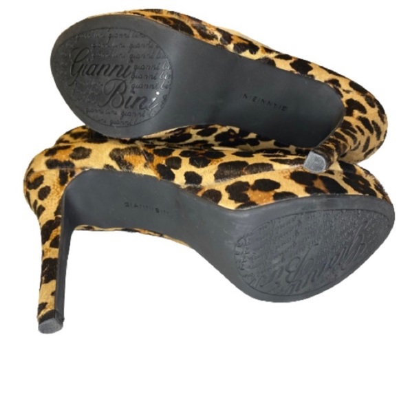Gianni Bini Heels - Picture 3 of 4